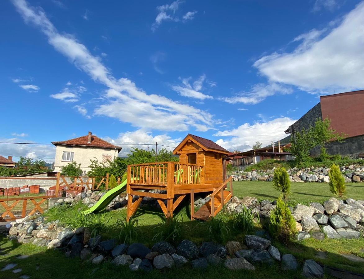 Тихият Кът Hotel Szapareva Banja Kültér fotó