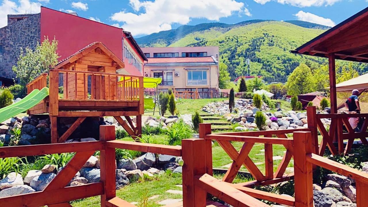 Тихият Кът Hotel Szapareva Banja Kültér fotó