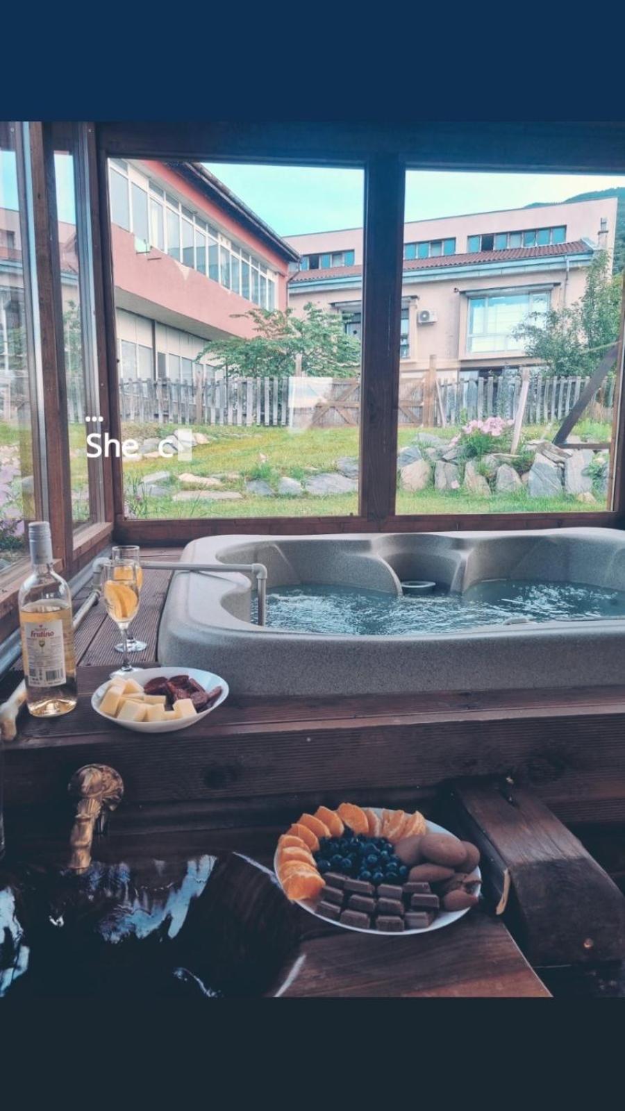 Тихият Кът Hotel Szapareva Banja Kültér fotó